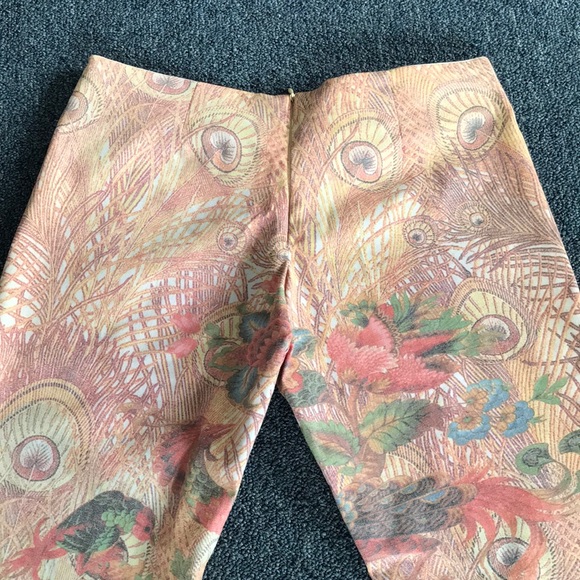 Patterned pants - Picture 4 of 4